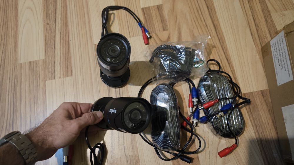 Sistem supraveghere Annke DVR + 2 CAMERE NOI