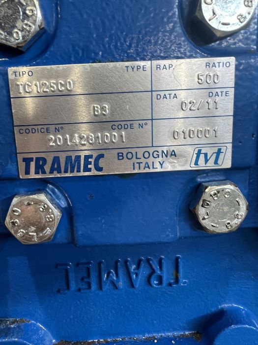 Мотор-редуктор 0.75 кВ 5.5/2.8 оборота