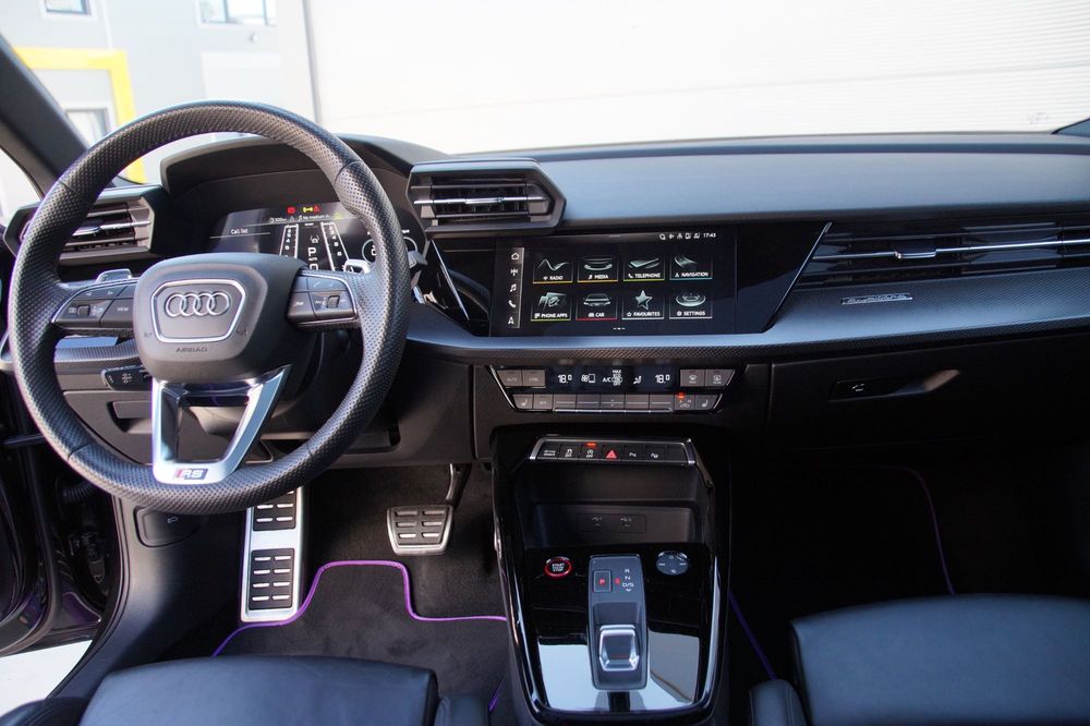 Audi RS3 limousine AKRAPOVIC
