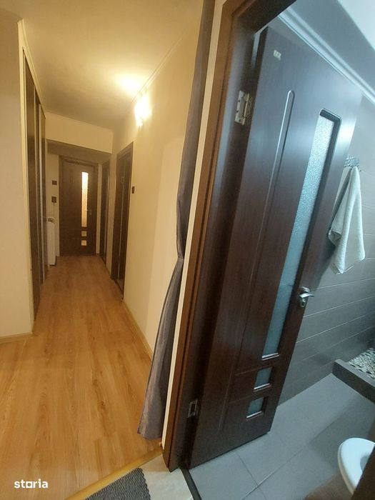 Calea Aradului- 3 camere+living,etaj 2 ,mobilat, 2 băi
