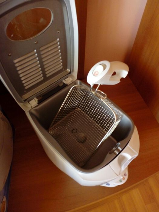 Friteuza noua Kenwood