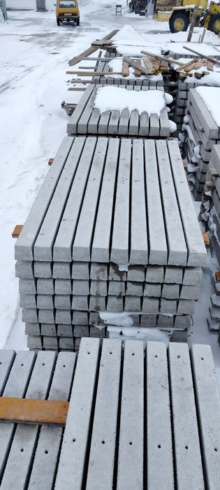 Высококачественные железобетонные столбы.