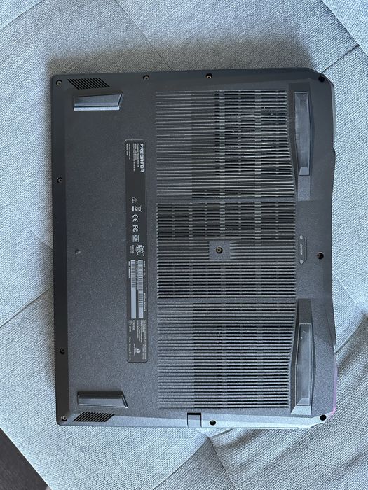 Acer Predator Helios Neo 16 / i7-13700HX / RTX 4060 8GB / 16GB RAM / 1TB SSD