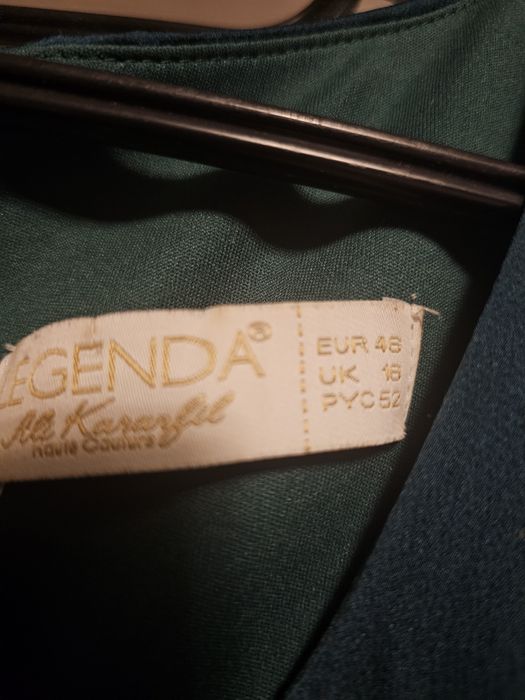 Rochie elegantă de seară – verde smarald – stare impecabilă