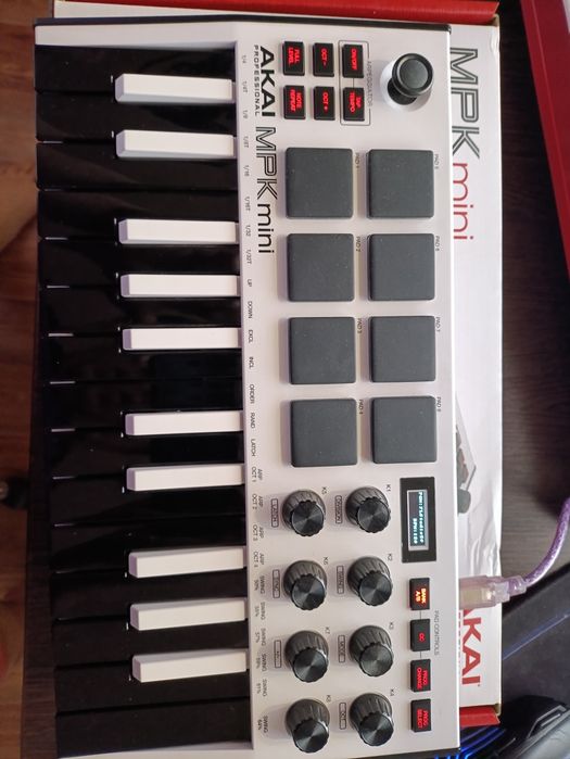 MPK Mini MK3 White