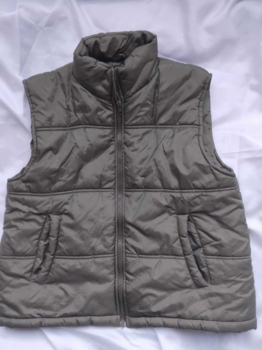 One by one - НОВ дамски елек в милитъри зелен цвят