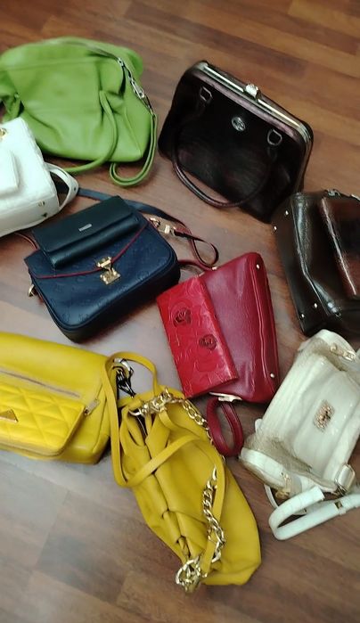 Продам сумочки кожаные