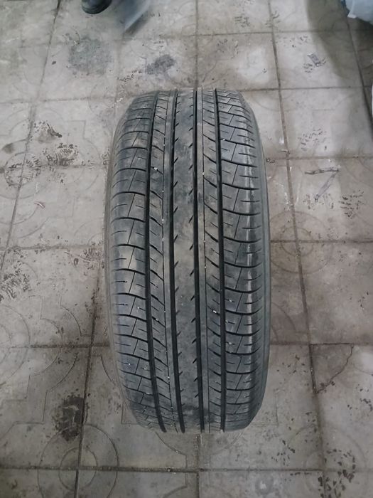 продам шины 215/55 R17