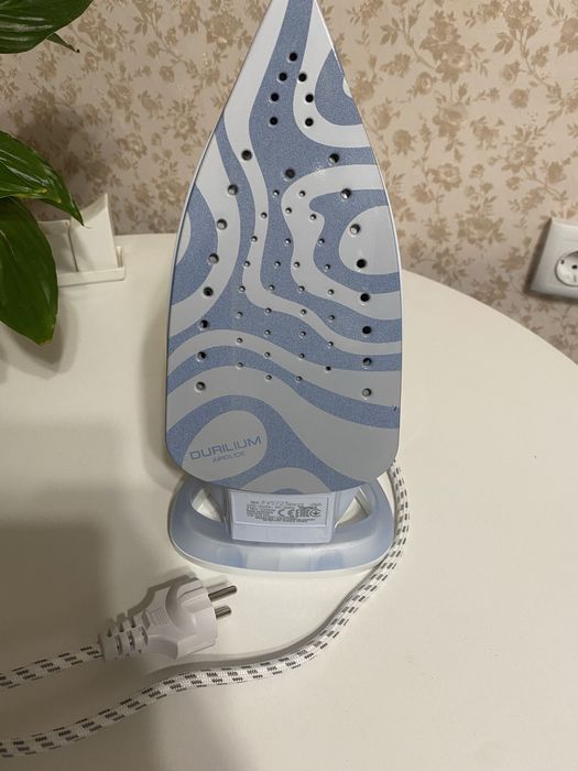 Продам утюг Tefal