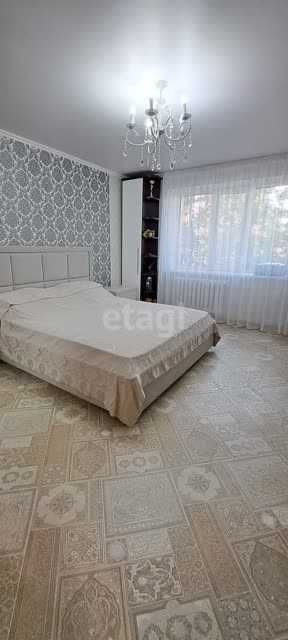 Продам 2-ч комнатную квартиру