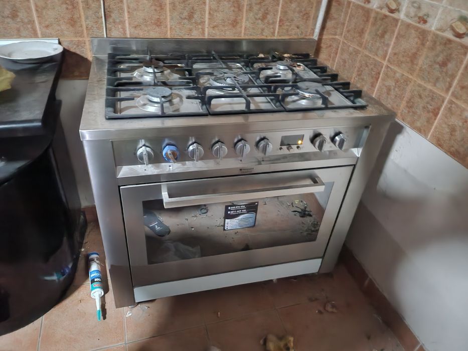 Hotpoint Аристон газплита