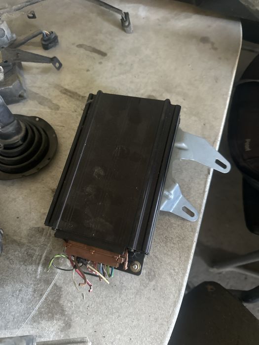 Elemente interior Audi TT mk1 faruri suporti grile