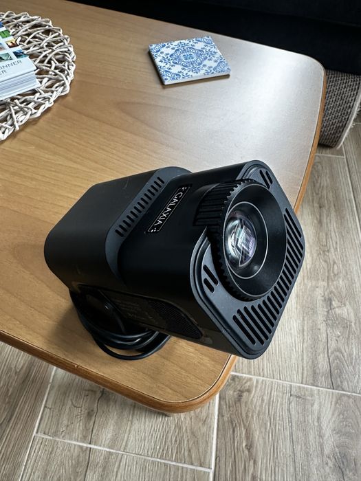 Прожектор с регулируем размер