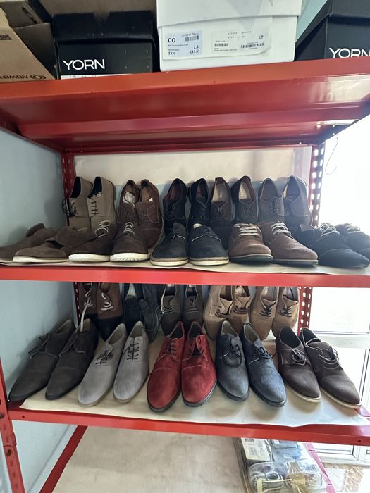 Pantofi din piele intoarsa