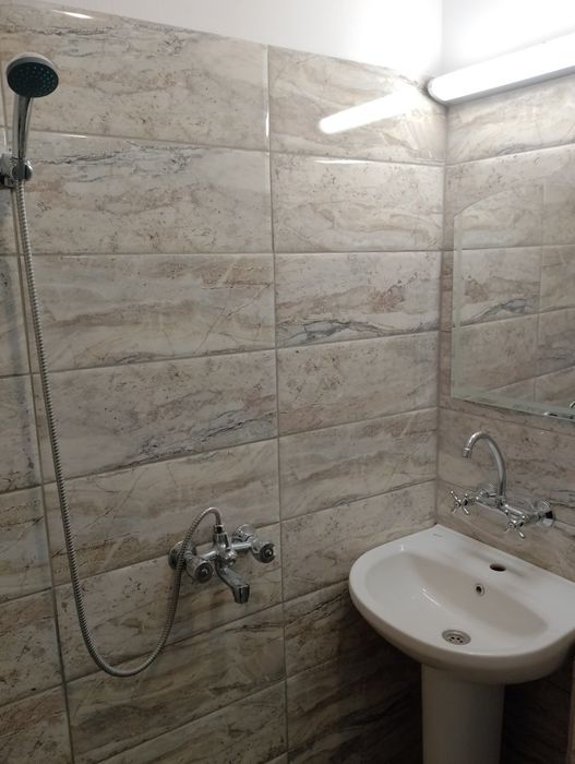 Дава се под наем Двустаен апартамент в Варна, Младост 1 - 52 кв.м за 400 € - Снимка #9