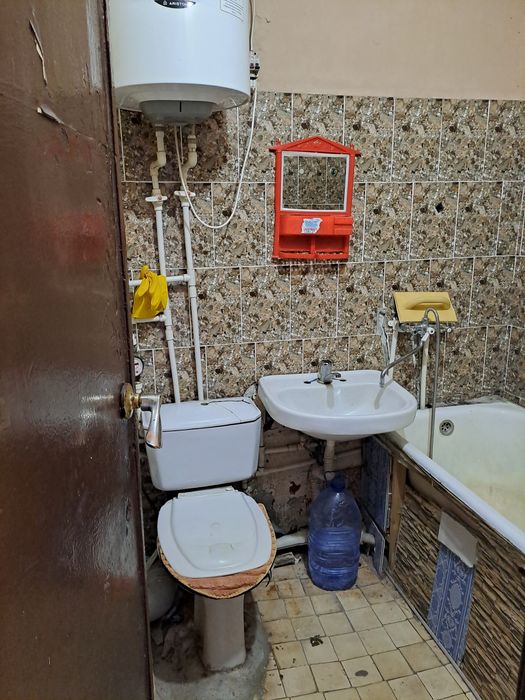 Продаётся Чирчик 1ком 3мик 4этаж