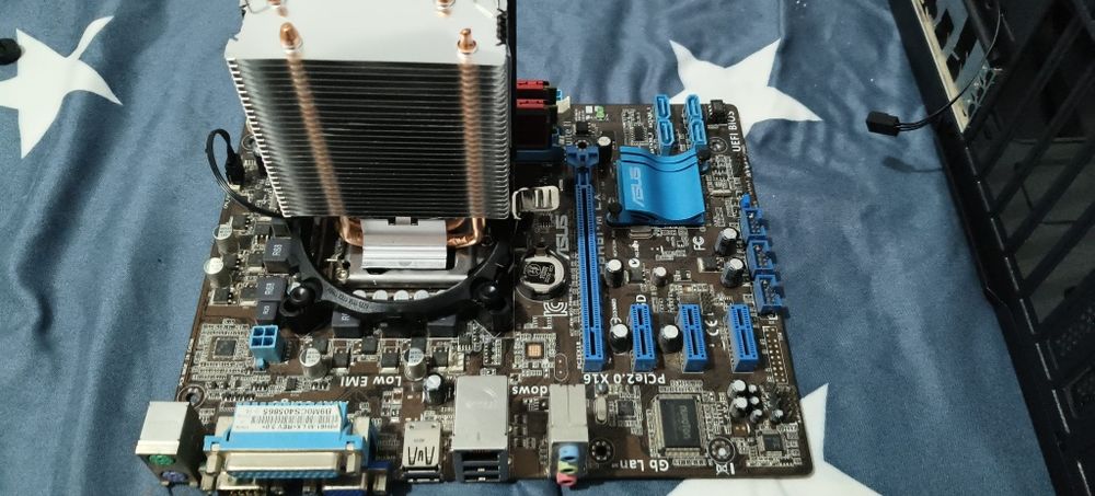 I7 2600 kit pl de baza , procesor și ram + video