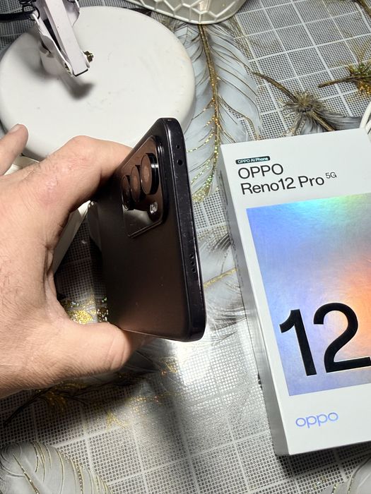 Продам телефон OPPO Reno12 Pro на 512G. 5G