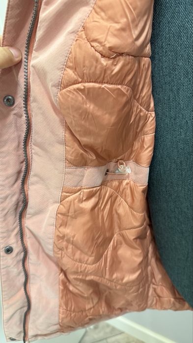 Продам парку на весну, осень, размер S