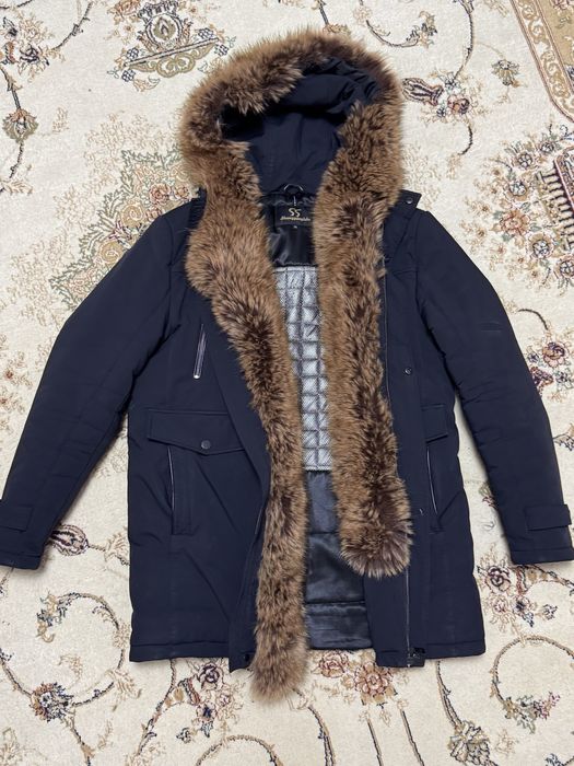 Продам зимнюю куртку