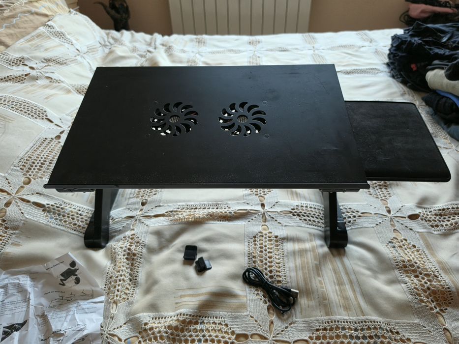 Масичка за лаптоп