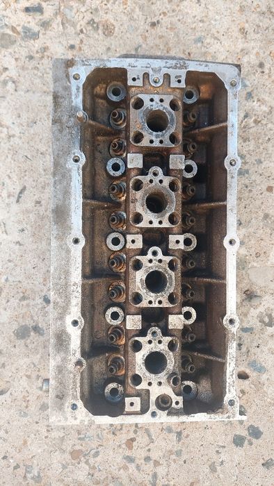 Гольф 4 Головка блока 1.4