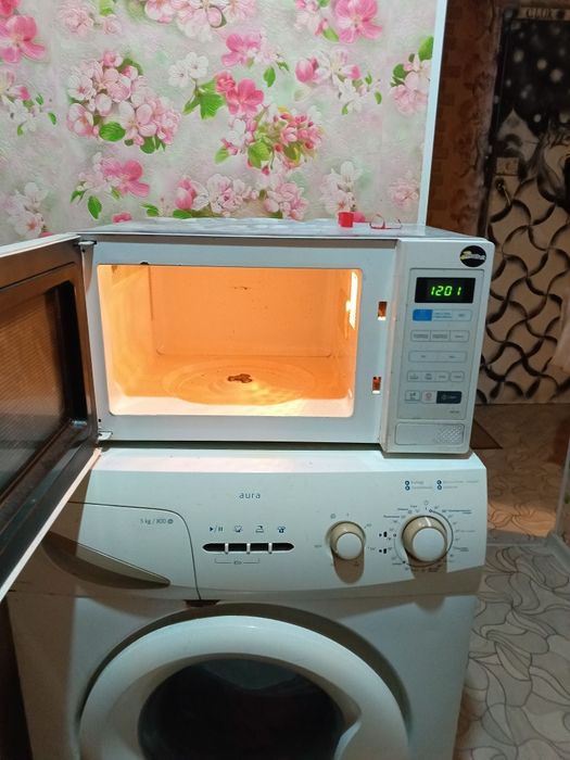 Продам микроволновку самсунг