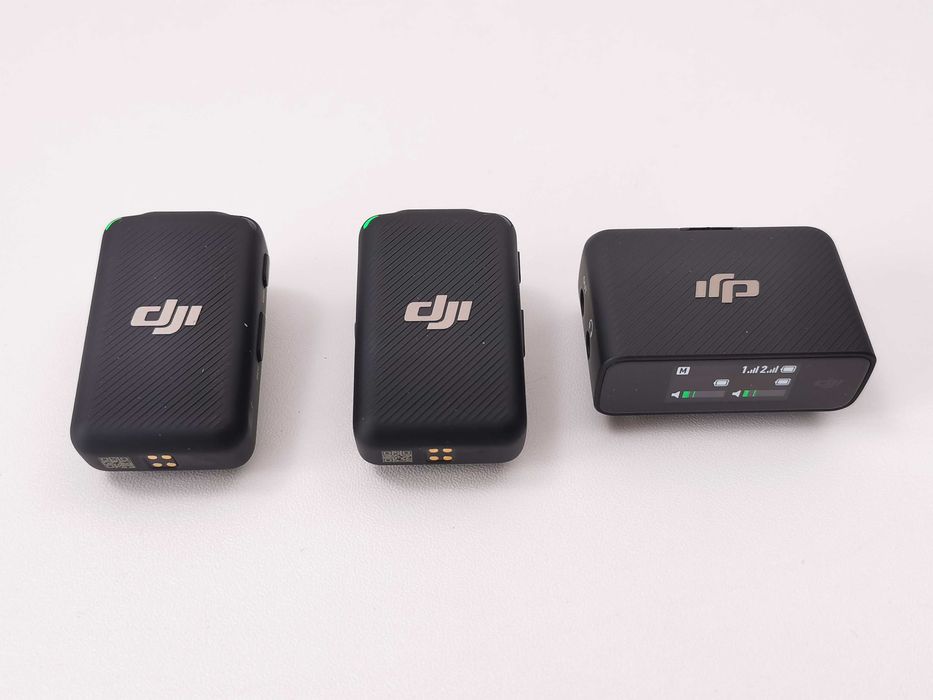 DJI Mic (2 TX + 1 RX + Charging Case) система от микрофони