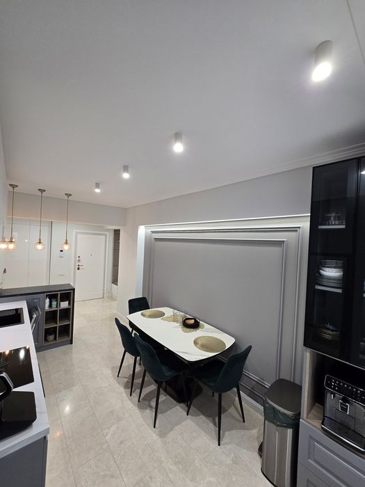 Proprietar PF - vand apartament 3 camere, 100 mp, Royal Town