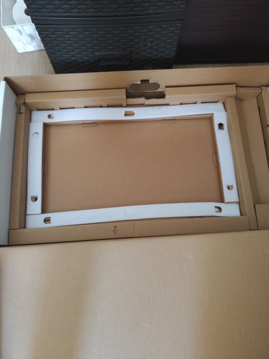 Dell G2724D – 27" QHD 165Hz като нов от магазина, много запазен