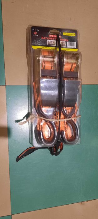 Набор стяжек для крепления груза пластик