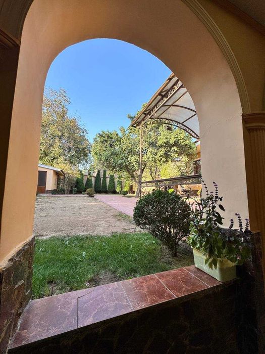 Продается дом в Мирзо-Улугбекском районе, Никитина (Турт Арык)