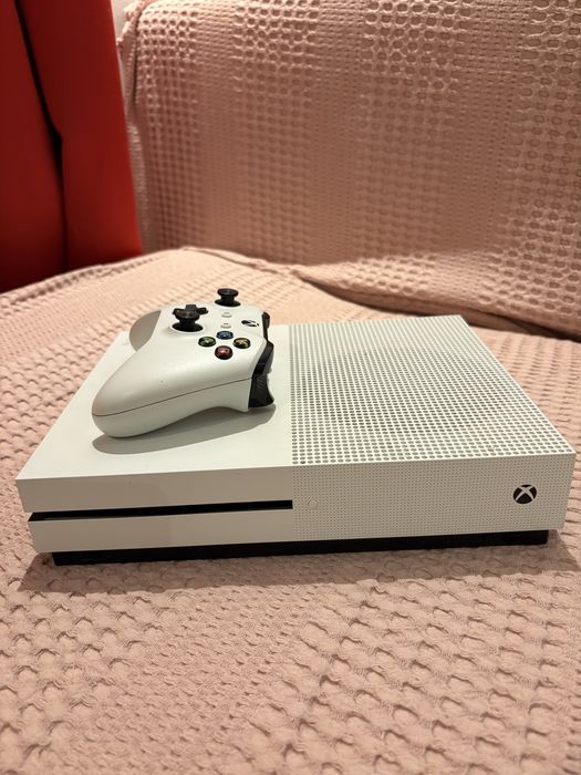 Vand xbox one s 500 gb
