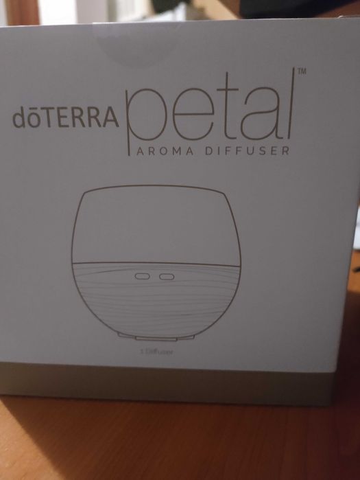 Difuzor Doterra Petal 2.0 - aromaterapie