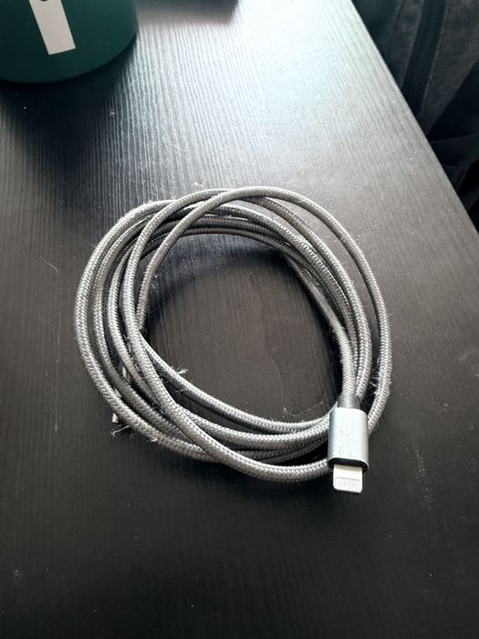 iPhone 12 Standard - 64GB - 86% Battery