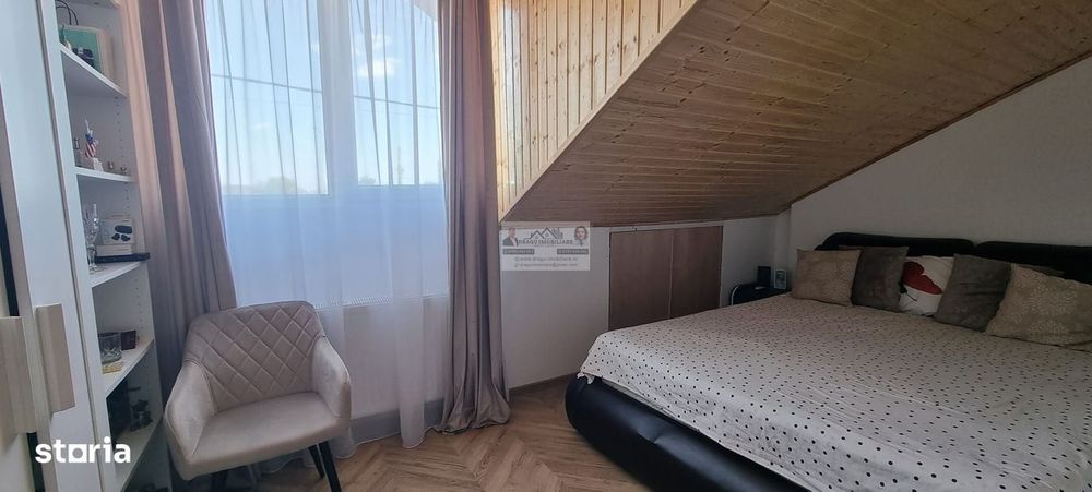 Spatiu comercial/Apartament la etaj/Teren 1187 mp