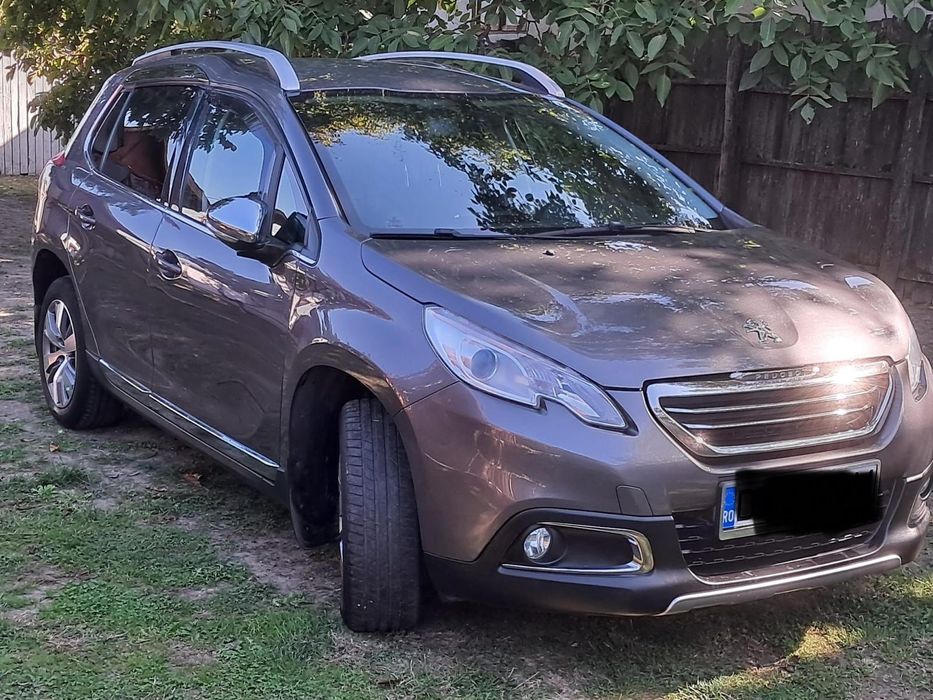 Vând peugeot 2008