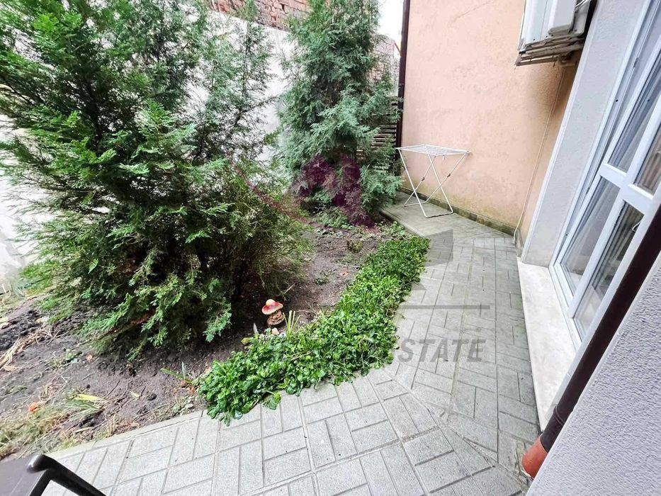 Дава се под наем Двустаен апартамент в Варна, Бриз - 65 кв.м за 700 € - Снимка #4