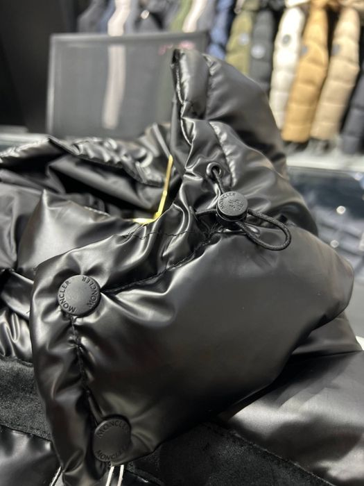 Geaca Mon cler Batman Puffer (marimi: S,M,L,XL,XXL)