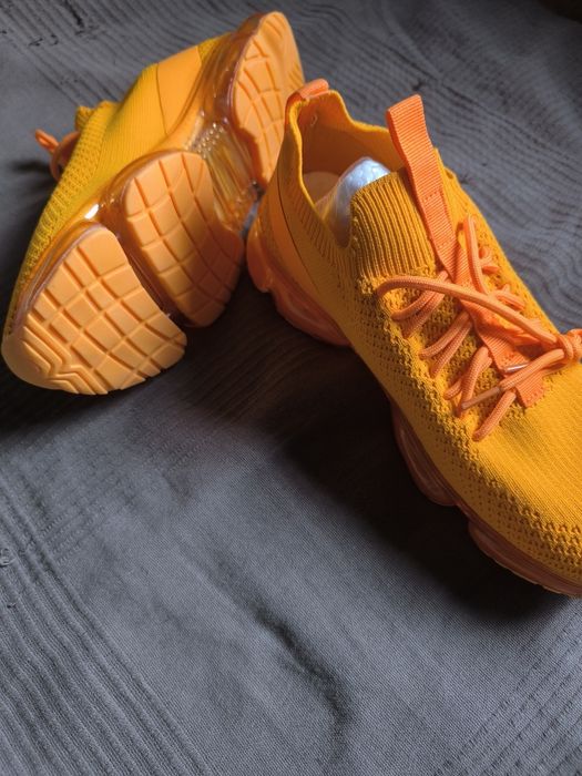 Продам супер Красовки