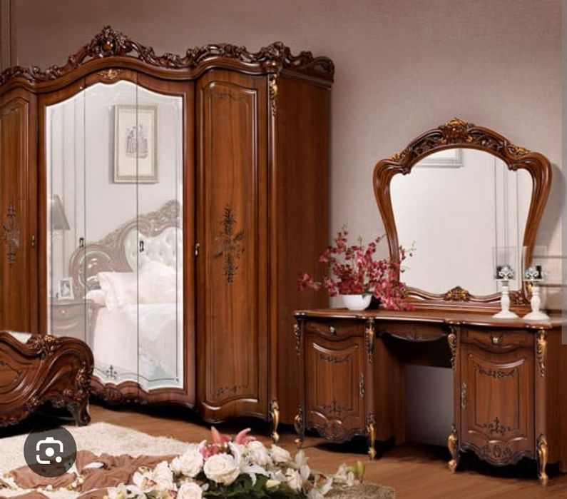 Продам спальний гарнитур