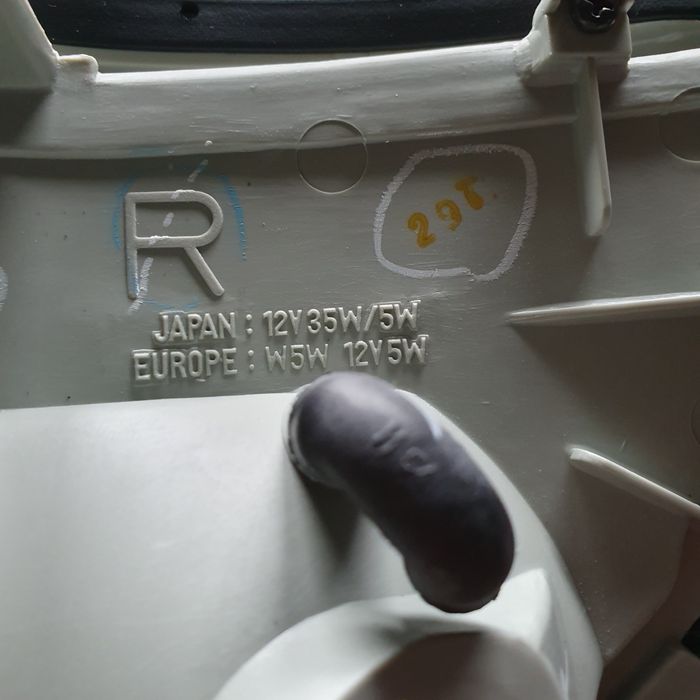 Semnalizatoare Toyota Land Cruiser și bulbar cu 2 proiectoare hella