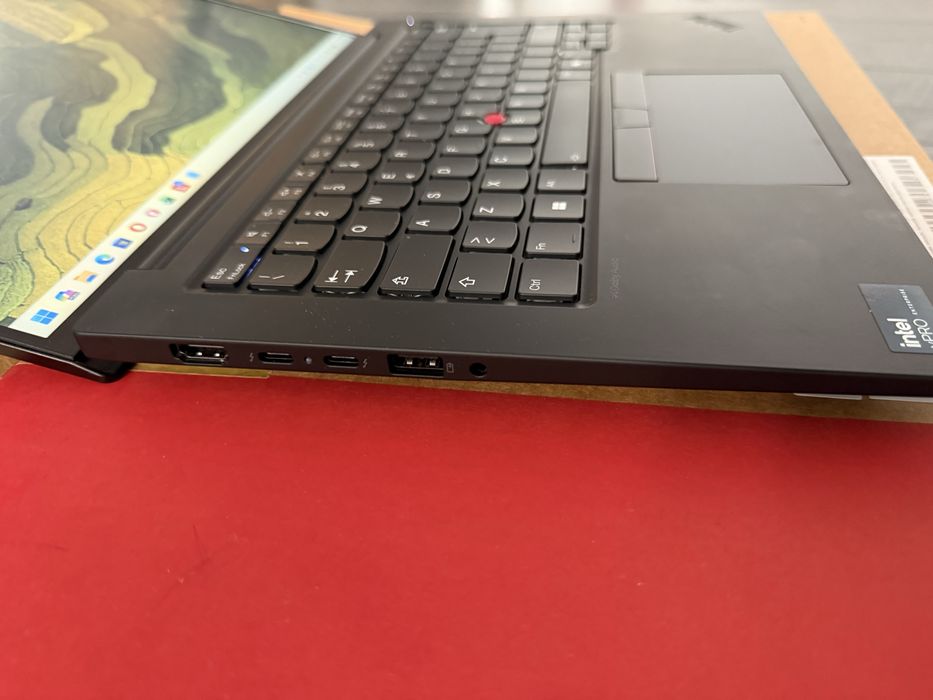 Lenovo Thinkpad P14S gen5, Intel i7 165H, 32Gb, RTX 500 Nvidia