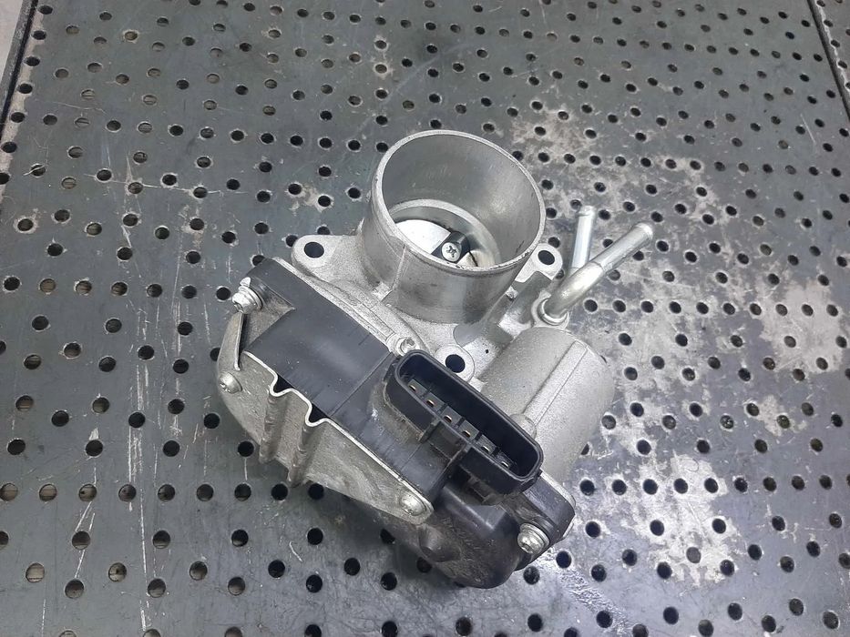 clapeta acceleratie  4a92 1.6 b mitsubishi asx  2019