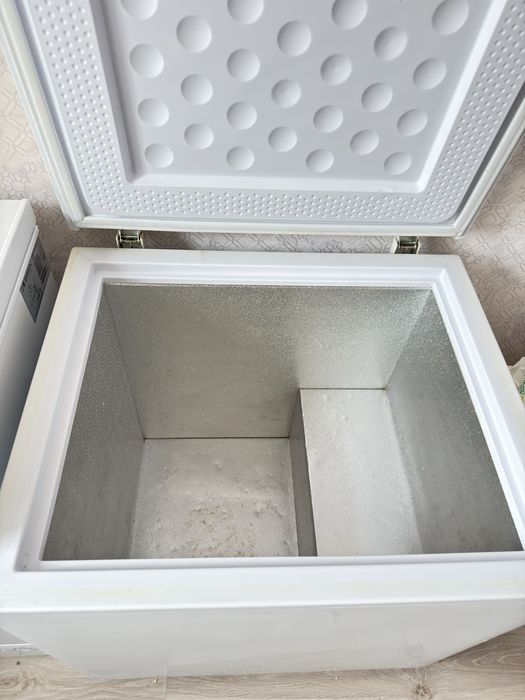 Продам морозильник Бирюса