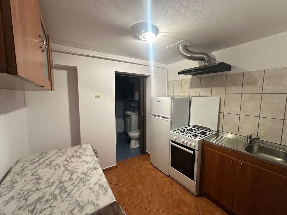 Apartament cu 1 camera de închiriat