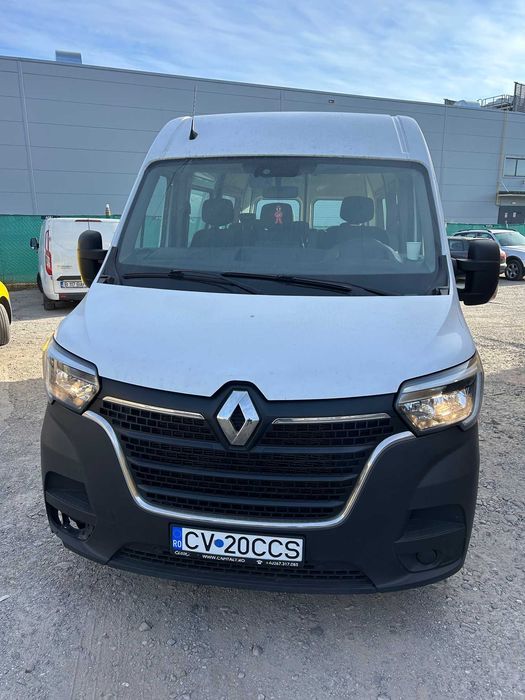 Vindem Renault Master