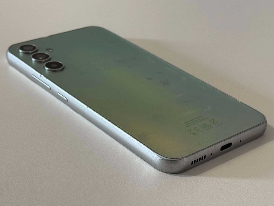 Бартер! Samsung Galaxy A34 5G Silver (Сив)