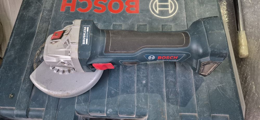 Акумулаторни машини Бош