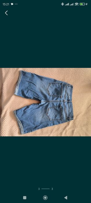 Продам джинсовые шорты